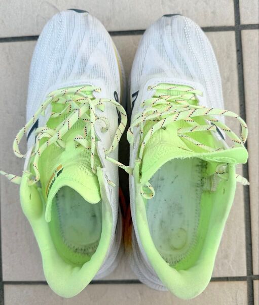 ニューバランス FuelCell SuperComp Trainer v2 CA3 26cm(箱無)
