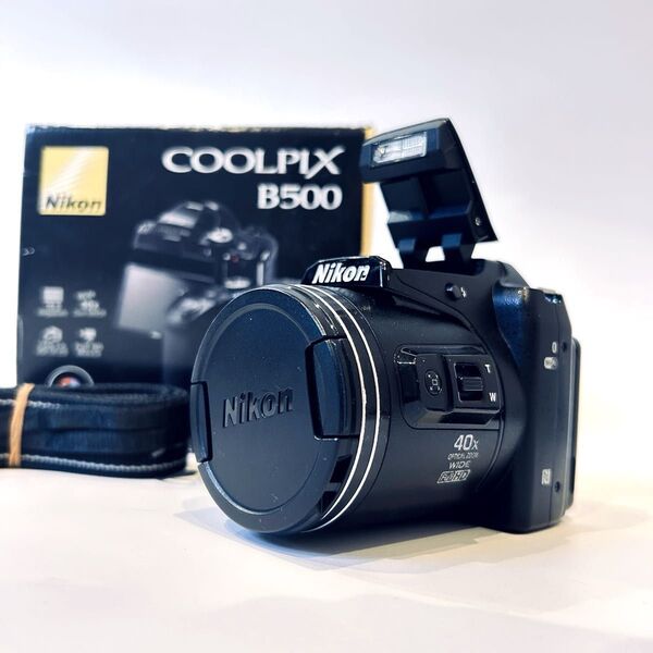 【撮影写真あり】Nikon COOLPIX B500 光学40倍ズーム搭載 レトロカメラ 電池式 ブラック