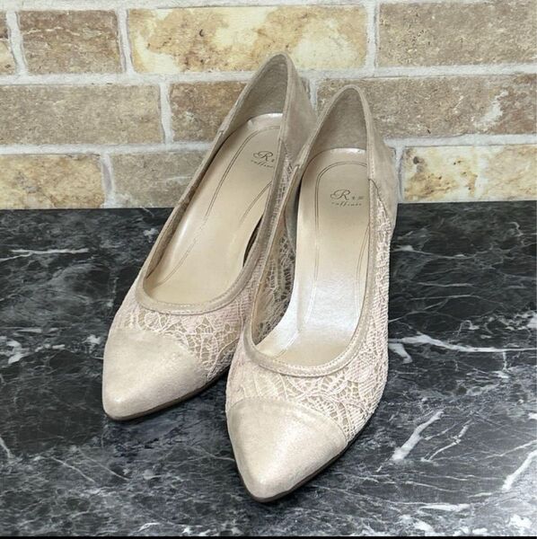 【732】★美品★ Riz raffinee リズラフィーネ パンプス ベージュ 結婚式 レース ポインテッドトゥ