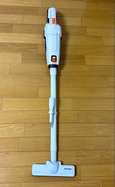 アイリスオーヤマ 充電式スティッククリーナー JCL108 充電式クリーナーと予備リチウムイオン電池1個