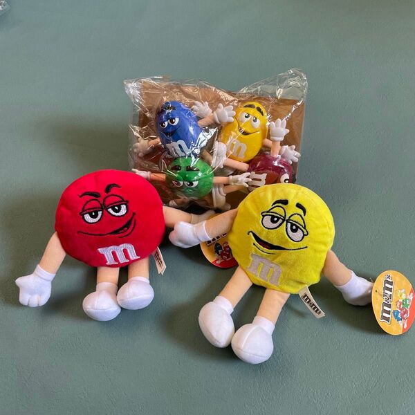 エムアンドエムズ ぬいぐるみ m&m's フィギュア