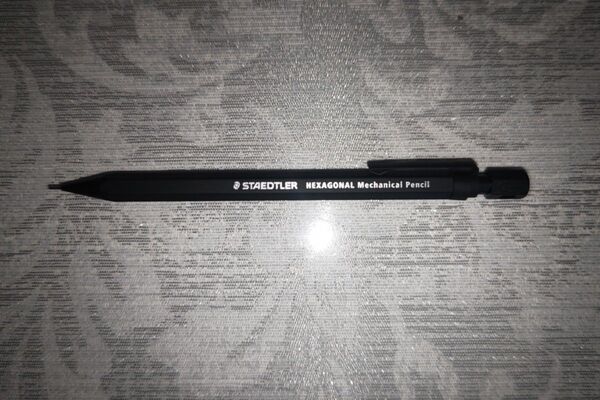 STAEDTLER ヘキサゴナル