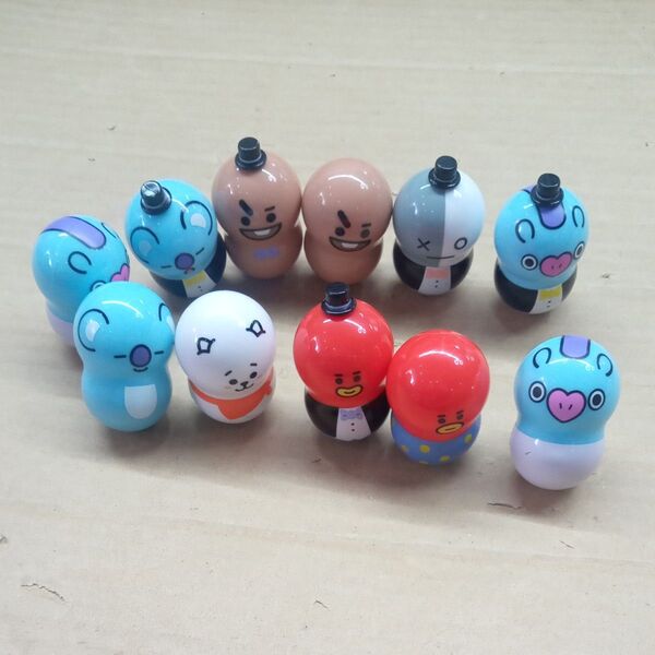 13.BT21 11体 クーナッツ 起き上がり小法師