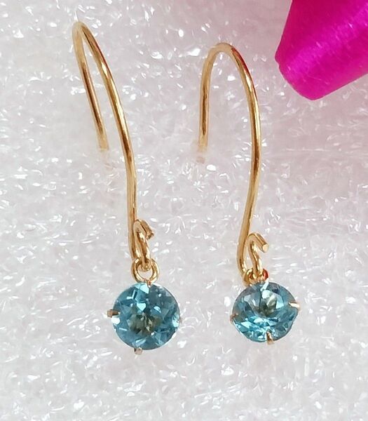 1K18YG フックピアス ブルー