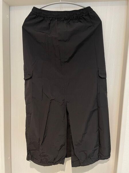 GU テックカーゴロングスカート 黒 レディース M