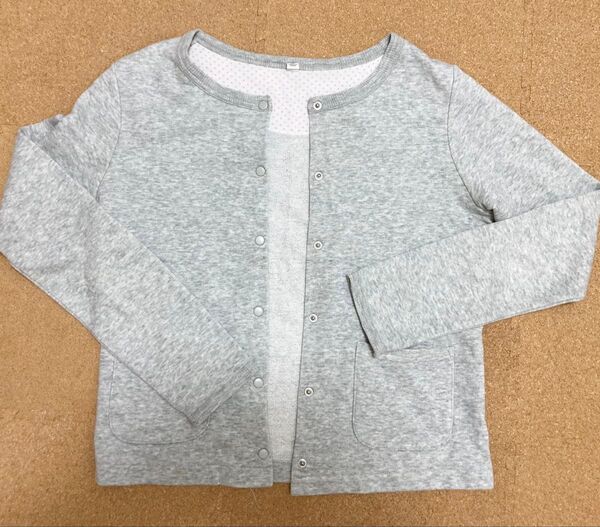 ユニクロ カーディガン グレー 150 トップス スナップボタン