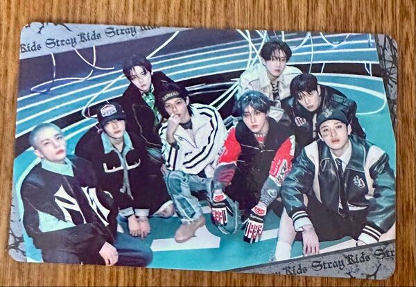 straykids スキズ dominate アプグレグッズ エコパ スタジアム アップグレード 特典トレカ 集合