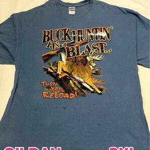 ゆったり着れる2XL GILDAN Tシャツ BUCK HUNTINブルー 鹿