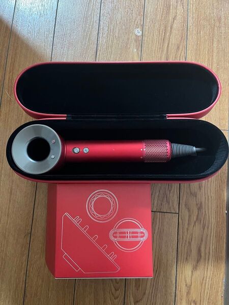 Dyson Supersonic Ionic HD01 ULF IIF ヘアドライヤー