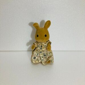 シルバニアファミリー アイボリーウサギのお母さん 耳折れウサギ 耳おれうさぎ 初期 廃盤 ライトブラウン