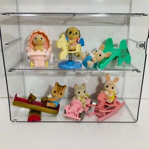 シルバニアファミリー 赤ちゃんおでかけセット アヒル 初期 うば車 ベビーロディオ アイボリーイヌ ミケネコ 耳折れウサギ