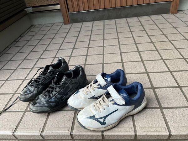 MIZUNOトレーニングシューズ23asicsスパイク23.5