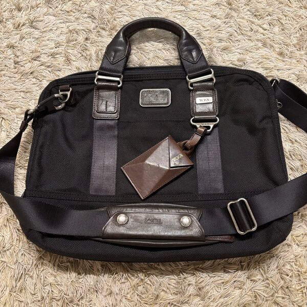 【美品!値下げ】TUMI ビジネス ブリーフケース ブラック&ブラウン ALPHA BRAVO