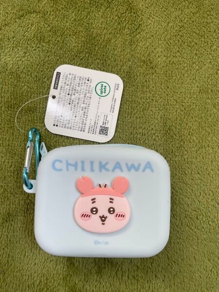 新品 ちいかわ ミニシリコンポーチ 古本屋さん カニちゃん ちいかわミニシリコンポーチあ