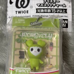 TWICE LOVELYS ブリスターマスコット チャーム JEONGVELY ジョンヨン
