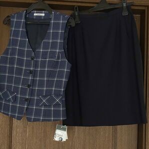 未使用品 ベストスーツセット 7号ゆったりタイプ