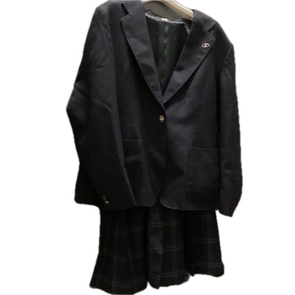 制服 ブレザー 冬物 高校 学生服 ブレザー、スカート、シャツの3点セットです