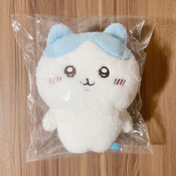 ちいかわ ほわほわぬいぐるみS 立ちポーズハチワレ
