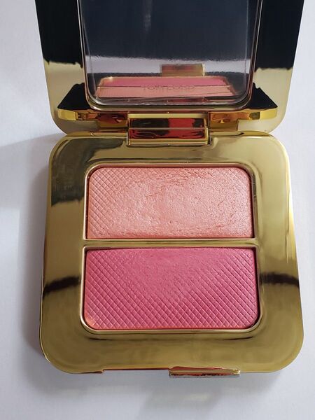 TOM FORD トムフォード シアー チーク デュオ 03 ラベンダールアー