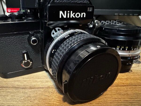 Nikon F2 一眼レフカメラフィルムカメラ おまけ「新品フィルム」付き 取り扱い説明書付き