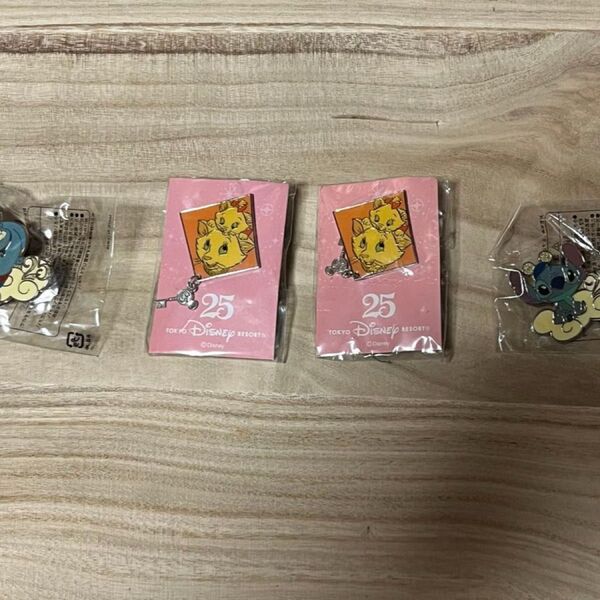 ディズニー25周年ピンバッジ