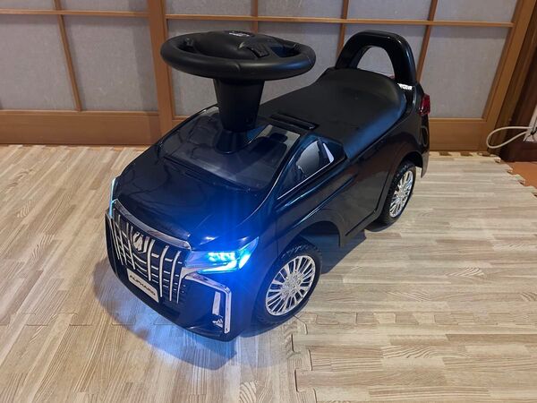 乗用玩具 トヨタ アルファードブラック 足けり スーパーサウンド 3連ヘッドライト 3歳 4歳 ミズタニ 中古品