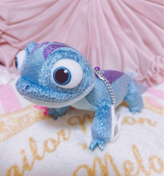 アナ雪 肩のせ ぬいぐるみ サラマンダー 肩のせぬいぐるみ ディズニー