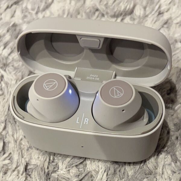 オーディオテクニカ ATH-CKS30TW+ ライトベージュ ワイヤレスイヤホン