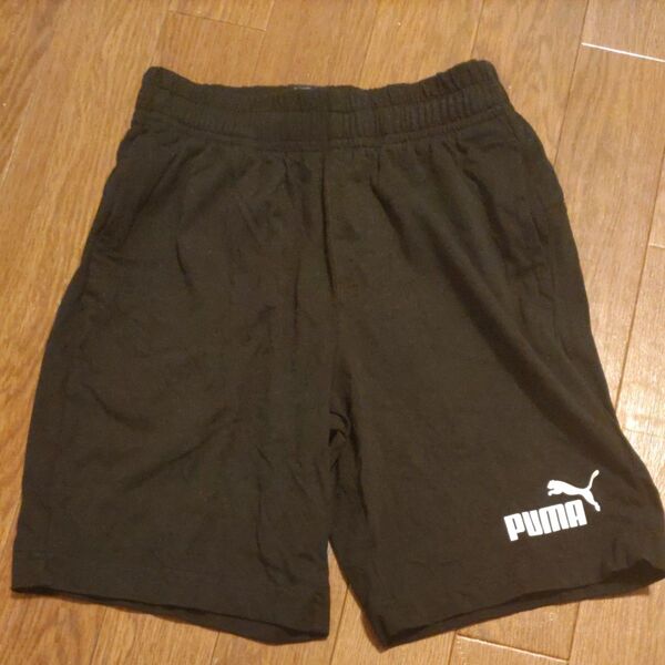 PUMA ハーフパンツ 140 ブラック 綿100% サッカー スポーツ ルームウェア 未使用に近い美品