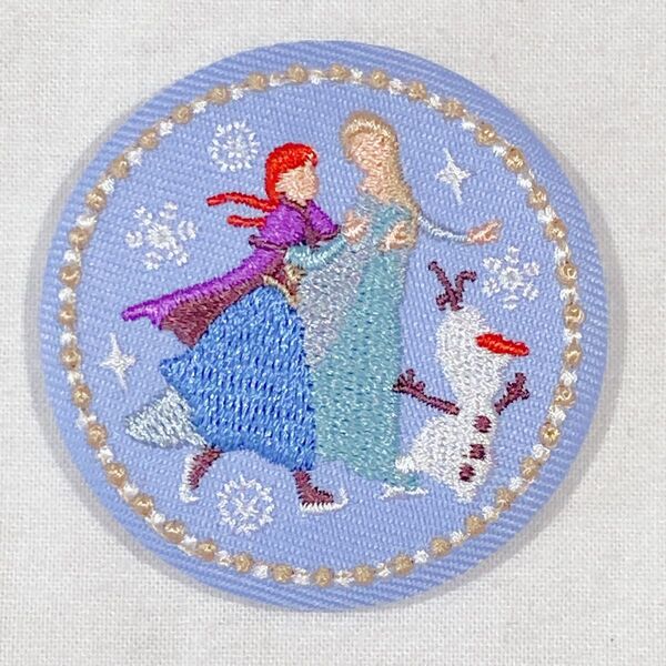 Disney ディズニー 刺繍缶バッジ BANDAI アナと雪の女王 no.1