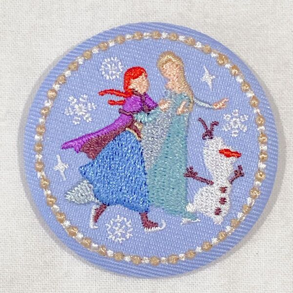 Disney ディズニー 刺繍缶バッジ BANDAI アナと雪の女王 no.2
