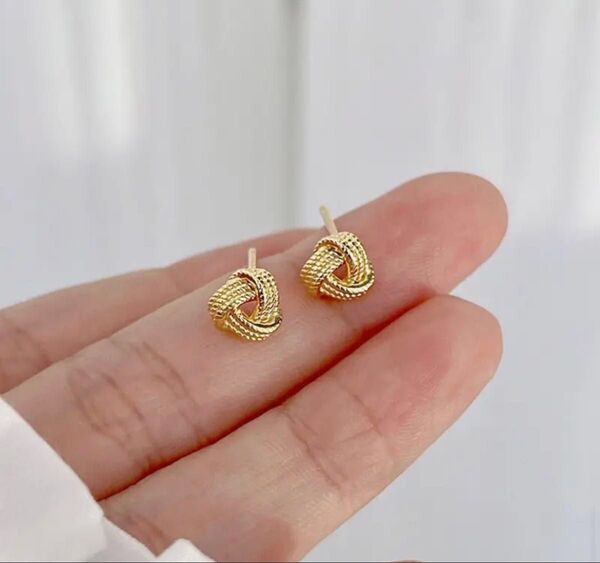 ピアス スタッドピアス レディース ゴールド シンプル 可愛い 仕事用 普段用