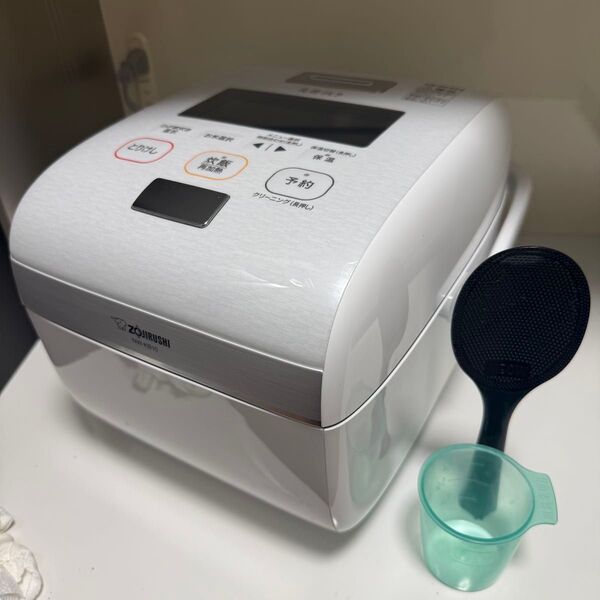 象印NW-KB10 炎舞炊き 圧力IH 炊飯ジャー 5.5合20年製 ホワイト
