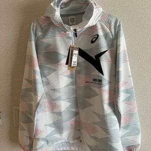新品未使用タグ付き asicsナイロンジャケット
