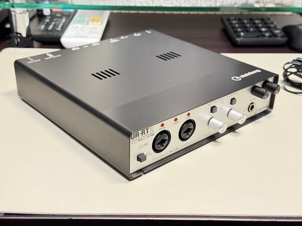 【極美品】Steinberg オーディオインターフェース UR-RT2 4IN2OUT Rupert Neve 192KHz/24
