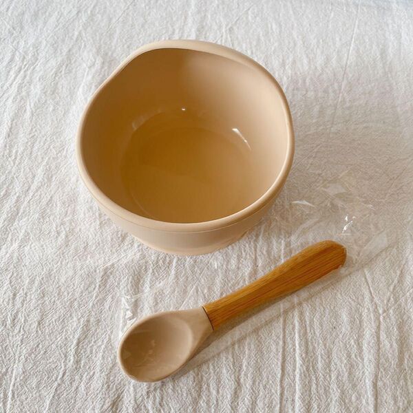 ベビー用食器セット 離乳食食器セット くっつく 吸盤つきボウル シリコン