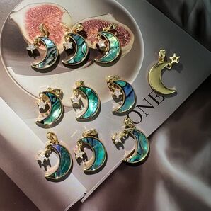 0021-4 高品質おしゃれ月星アバロンシェルチャーム 1個325円