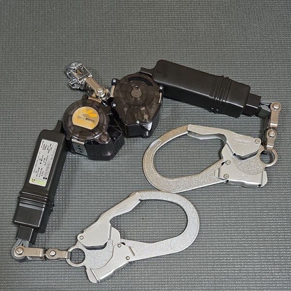 タイタン リブラ ロック装置付巻取器 タイプ1ランヤード ダブル (墜落制止用器具)