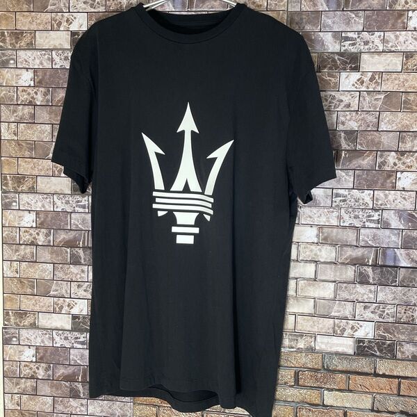【美品】Maserati マセラティ トライデント Tシャツ 2XL ブラック 限定 激レア 送料込 即日発送 ラスト