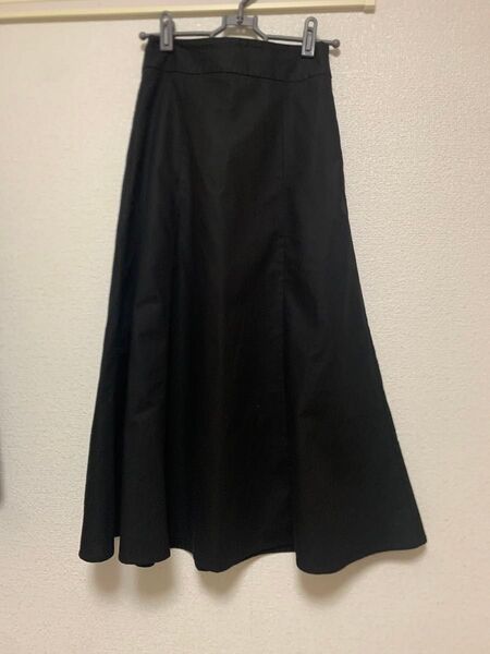 GU ロングスカート フレア ブラック シンプル