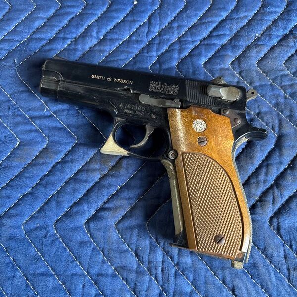 Smith & Wesson モデル39-2 ブラック