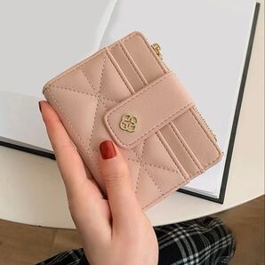 【新品未使用】財布 数量限定 折り財布 二つ折り コンパクト シンプル 小銭入れ カード収納 お札入れ ベージュ レディース