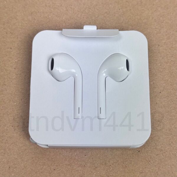 新品・未使用 iPhone 有線イヤホン タイプ C マイク付き イヤフォン 通話可能 音量調節 iPhone/ Android