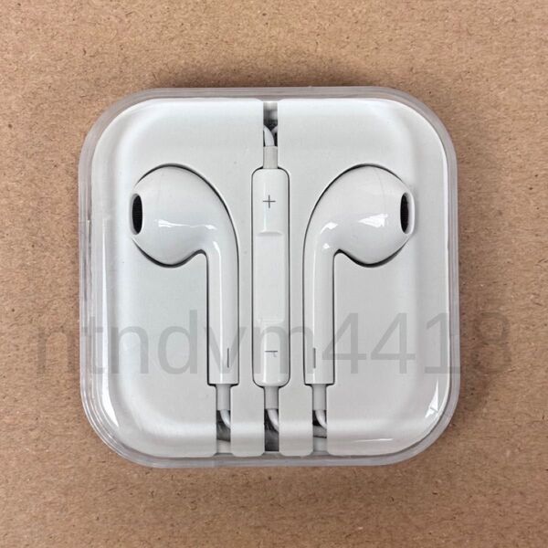 新品・未使用 iPhone 有線イヤホン 3.5mm マイク付き イヤフォン 通話可能 音量調節 iPhone/ Android