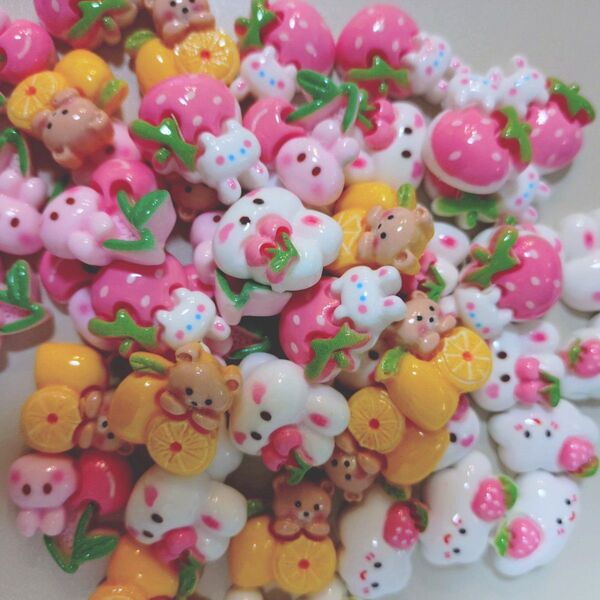 デコパーツ 50個セット うさぎ デコパーツ うさぎデコパーツ いちご 動物
