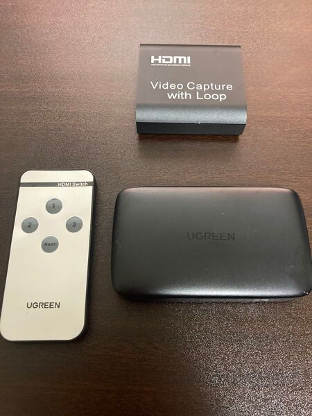 UGREEN 3in 1out HDMIセレクター と ノーブランド品キャプチャーボード