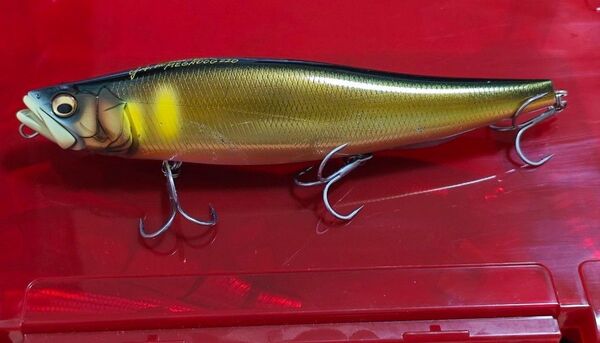 Megabass メガドッグ 220 メガバス ビッグベイト アカメ シーバス