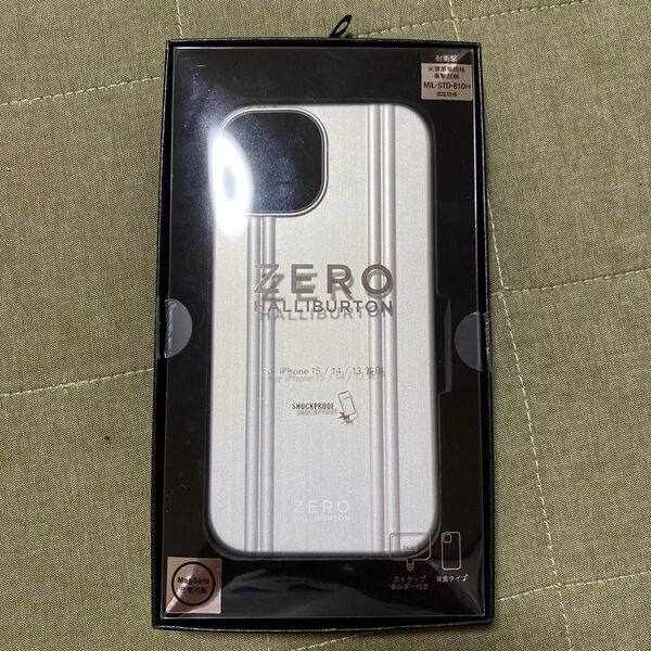 ゼロハリバートン 背面型(iPhone14に使用)