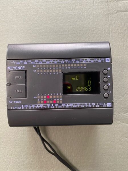KEYENCE キーエンス 小型 PLC KV-40AR CPUユニット 液晶表示 入力24点 出力16点 シーケンサー