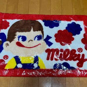 ペコちゃん ルームマット 新品 未使用